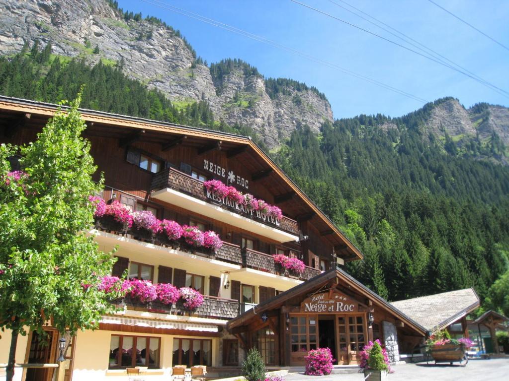 Hotel Neige Et Roc Morzine Exterior foto