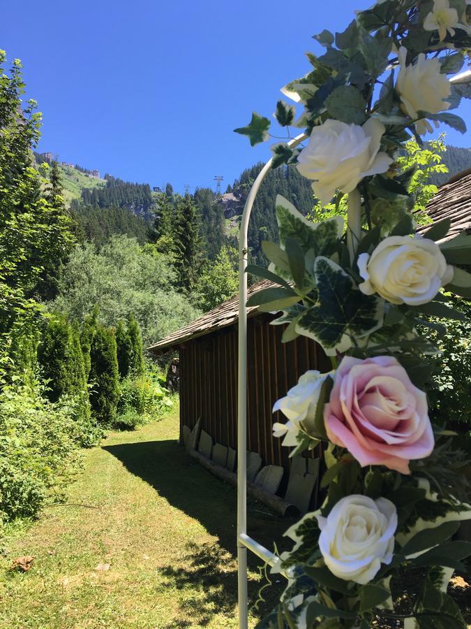 Hotel Neige Et Roc Morzine Exterior foto